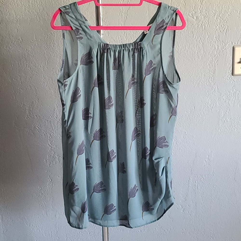 CAbi Tulip Top Blouse Style #984 Sz: Lg